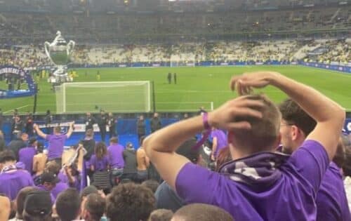 La tension avant le coup d'envoi