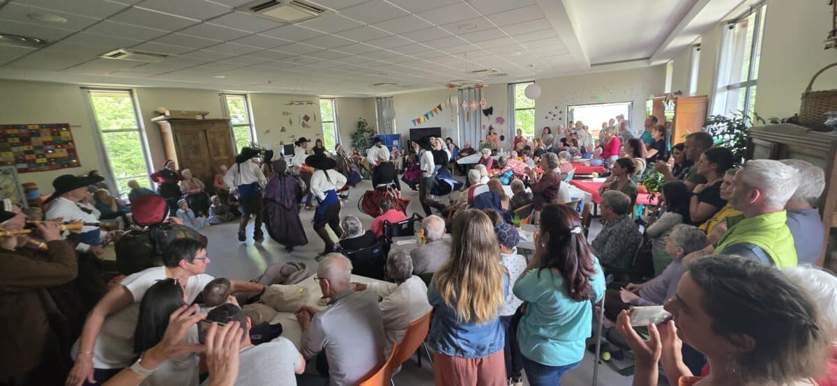 L'inauguration du "Bistrot d'Hector" a attiré près de 150 personnes à l'Ehpad Couseran Pyrénées