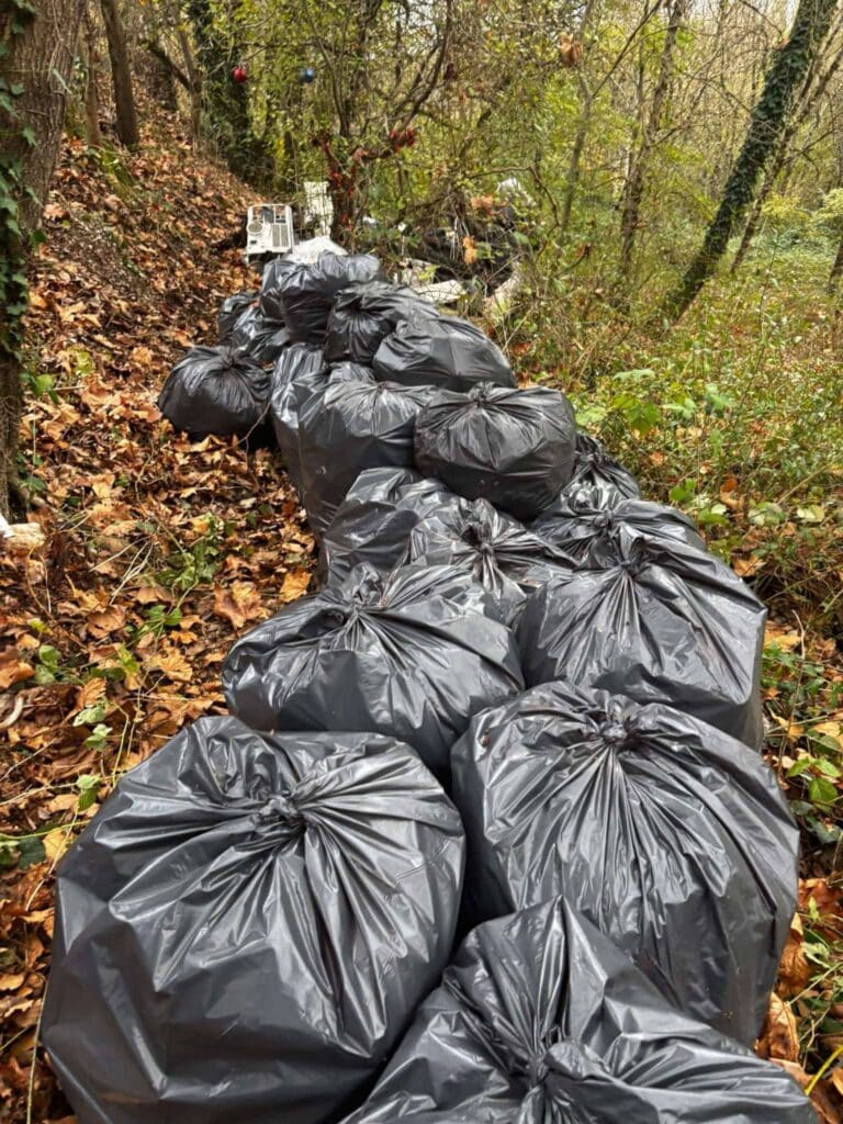 Dépôt de déchets à Saint-Benoît-de-Carmaux près du Carou