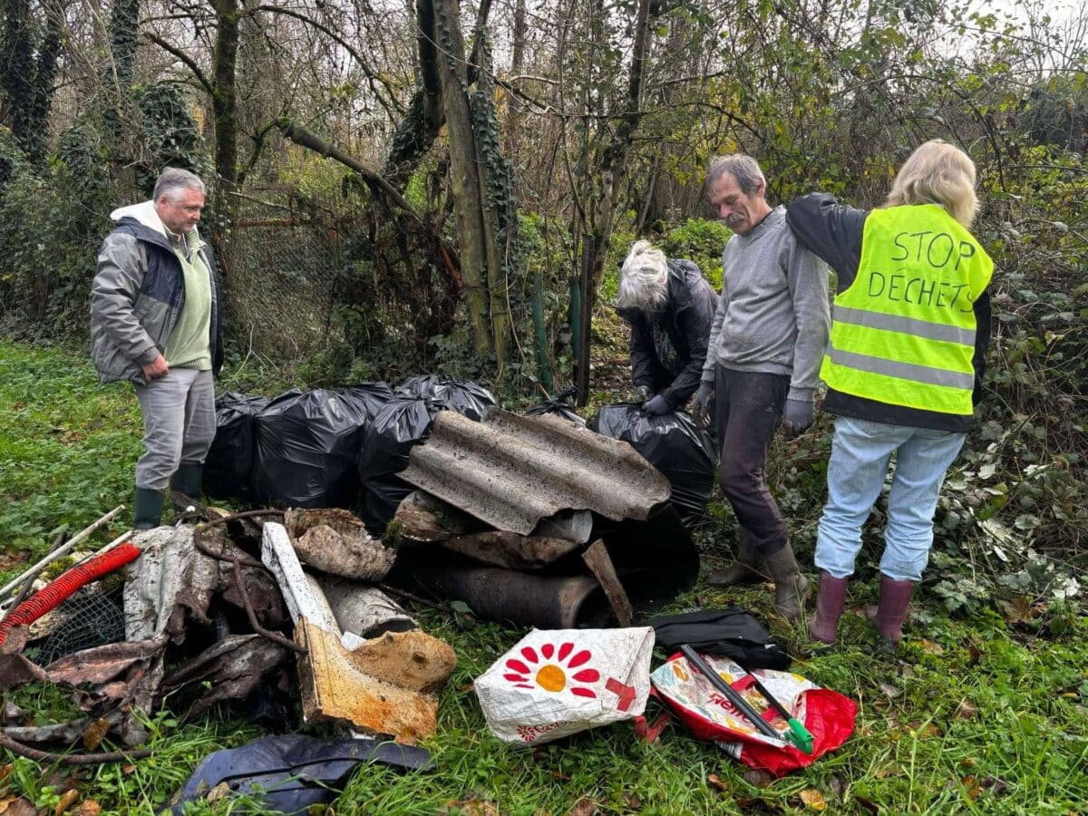 Dépôt de déchets à Saint-Benoît-de-Carmaux près du Carou