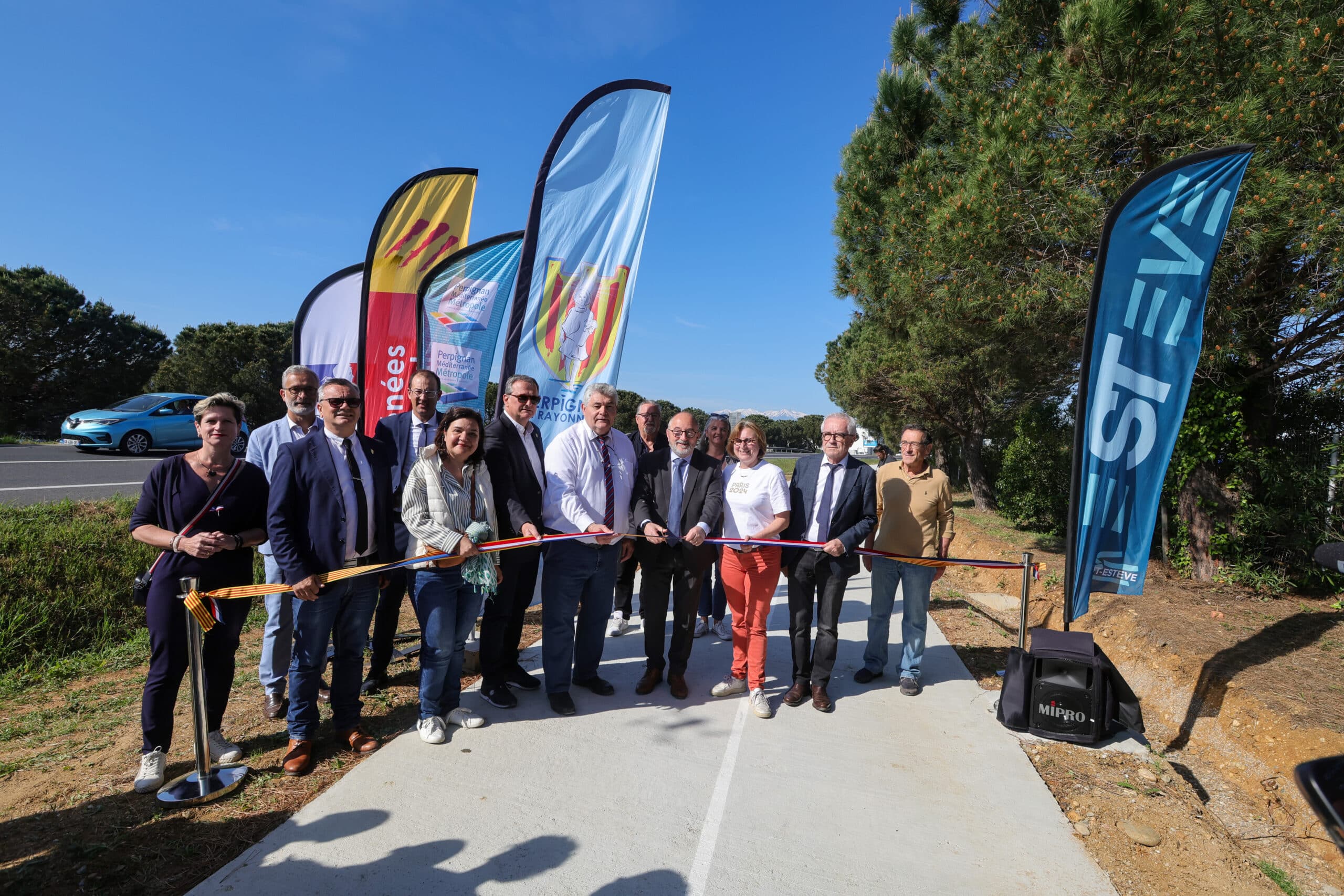 Inauguration de la piste cyclable entre Saint-Estève et l'aéroport de Perpignan © Michel Jauzac