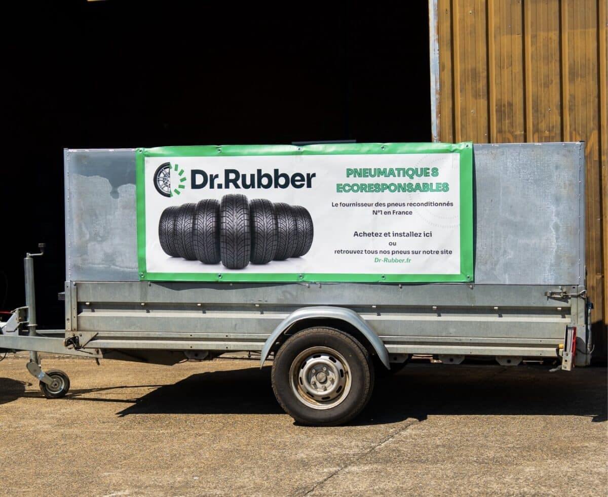Dr Rubber répare des pneus usagés et les revend à prix réduit.