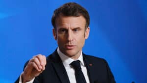 Emmanuel Macron se rend dans l'Aveyron pour les 100 de l'AOP Rosquefort.