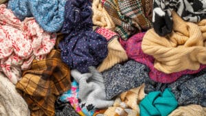 La collecte de textile reste suspendue à Cahors.