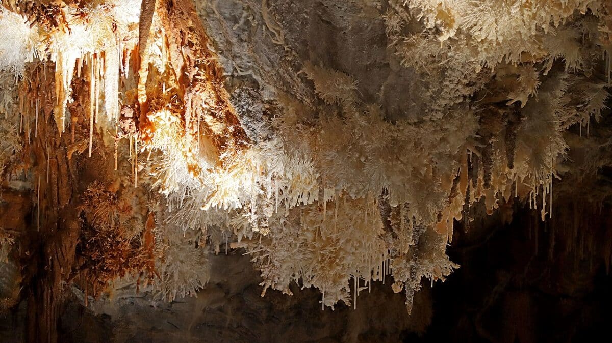 Gouffre de Cabrespine cristaux