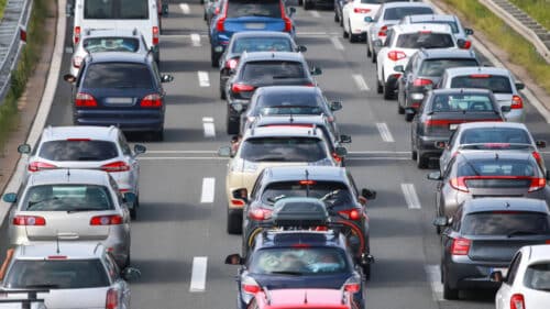 L'A9 est coupé entre Montpellier et Nîmes à cause d'un accident, ce qui provoque des bouchons.