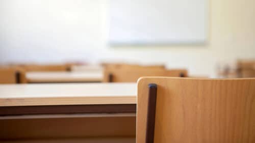 Le collège des Ponts-Jumeaux à Toulouse rouvre entièrement ses portes pour la rentrée après une réhabilitation complète et un agrandissement.