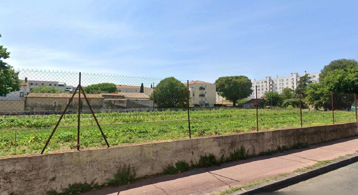 deux immeubles de plus de 15 mètres de hauteur viendraient prendre la place de cette terre agricole