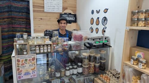 A Toulouse, ce nouveau primeur vend des fruits et légumes qui se conservent 25 ans