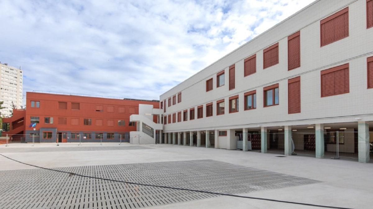 La totalité du collège Paul Eluard de Bonneuil-sur-Marne sera rénové pour 2026.