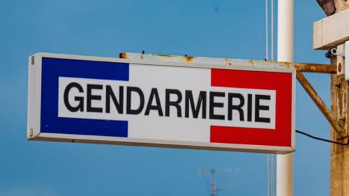 La gendarmerie de la Haute-Loire lance un appel à témoins pour retrouver Ayah, 17 ans, disparue à Bas-en-Basset.