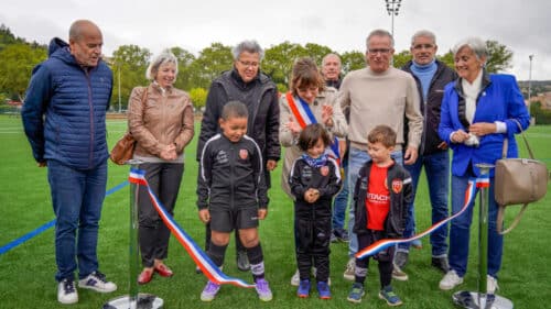 À Millau, le SOM Football bénéficie désormais d’un terrain synthétique praticable toute l’année.