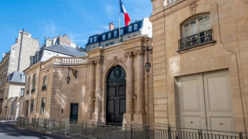 La chute de François Bayrou a provoqué une vague de réactions en Haute-Garonne et en Occitanie.