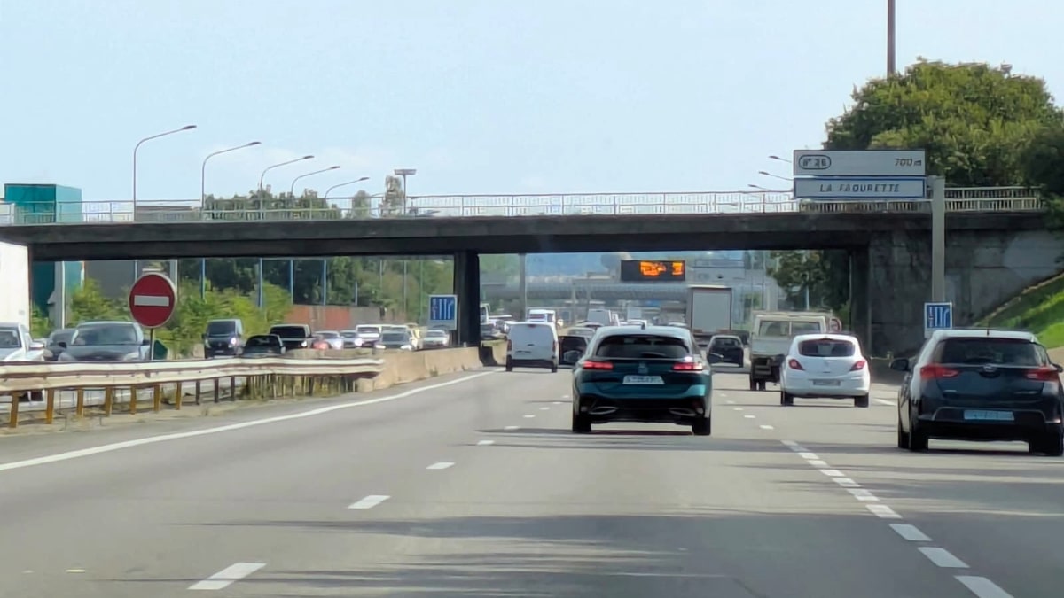 Le JT surveille le trafic à Toulouse.