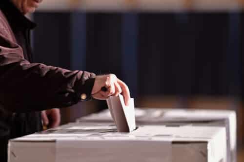 Législatives partielles Tarn-et-Garonne : l'extrême droite remporte la circonscription