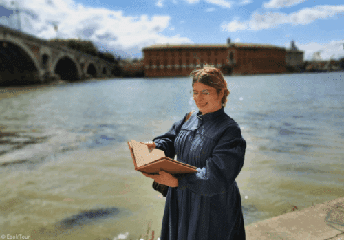 L'agence de visites touristiques Epok'Tour propose des visites menées en costume d'époque à Toulouse